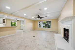 10814 Overbrook Ln, Houston, TX 77042 - Photo 9
