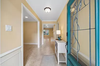 10814 Overbrook Lane, Houston, TX 77042 - Photo 5