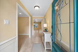 10814 Overbrook Ln, Houston, TX 77042 - Photo 5