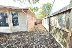 12327 White River Dr, Tomball, TX 77375 - Photo 39