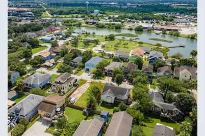 822 Cedar Road, Clear Lake Shores, TX 77565 - Photo 1