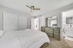 4842 Hummingbird St, Houston, TX 77035 - Photo 21
