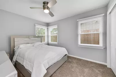 4842 Hummingbird Street, Houston, TX 77035 - Photo 25