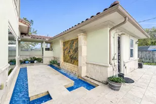 9761 Westview Dr, Houston, TX 77055 - Photo 41