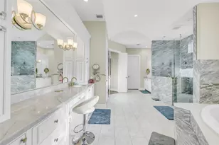 9761 Westview Dr, Houston, TX 77055 - Photo 17