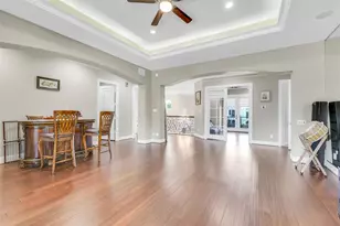 9761 Westview Dr, Houston, TX 77055 - Photo 29