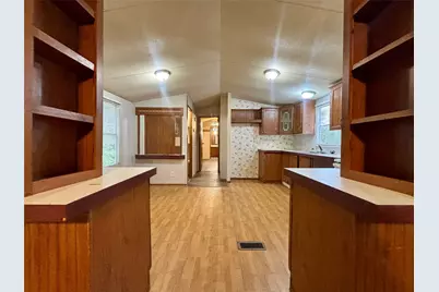13233 Hilltop Court, Willis, TX 77318 - Photo 5