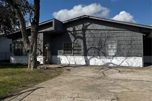 9113 Oak Knoll Ln, Houston, TX 77078 - Photo 1