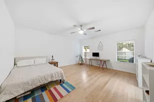 907 Lawrence St, Houston, TX 77008 - Photo 13