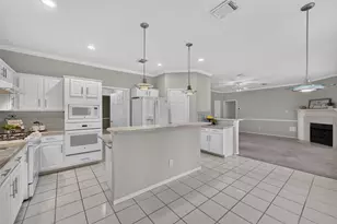111 Pine Manor Dr, Conroe, TX 77385 - Photo 17
