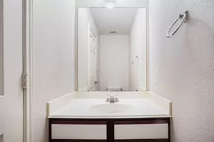 15911 Sheldon Ridge Way, Houston, TX 77044 - Photo 11