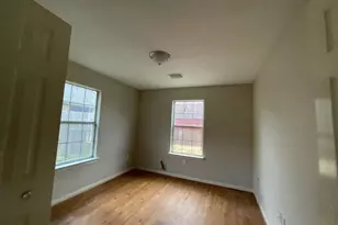 3220 Iowa St, Baytown, TX 77520 - Photo 9