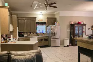 10033 Brooks Rd, Beaumont, TX 77713 - Photo 9
