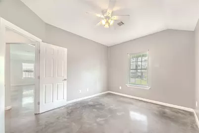 834 Elkhart Street, Houston, TX 77091 - Photo 9
