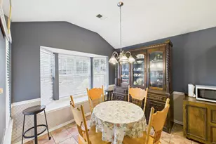 16207 N Meadow Dr, Houston, TX 77073 - Photo 9