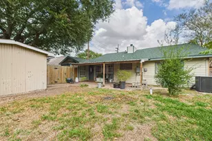 16207 N Meadow Dr, Houston, TX 77073 - Photo 19