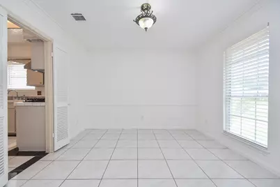 7714 Eichler Drive, Houston, TX 77036 - Photo 5