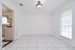 7714 Eichler Dr, Houston, TX 77036 - Photo 5