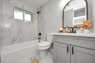 4914 Angleton St, Houston, TX 77033 - Photo 13