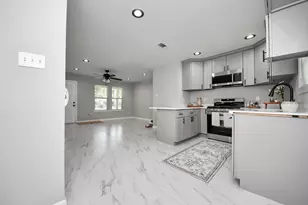 4914 Angleton St, Houston, TX 77033 - Photo 25