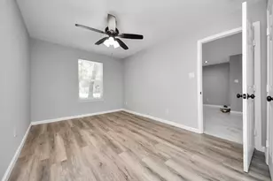 4914 Angleton St, Houston, TX 77033 - Photo 25