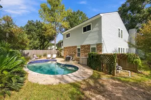 5331 Creek Shadows Dr, Houston, TX 77339 - Photo 1