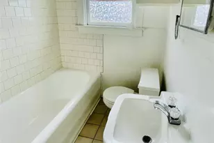 320 W Polk St, Houston, TX 77019 - Photo 9