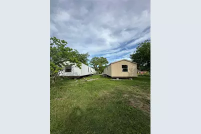 320 4th Street, San Leon, TX 77539 - Photo 5