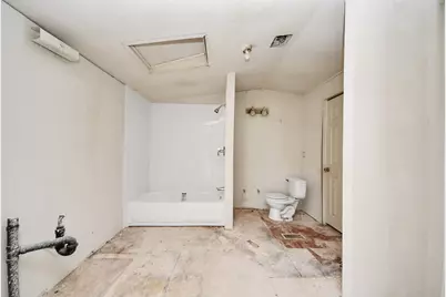 320 4th Street, San Leon, TX 77539 - Photo 11