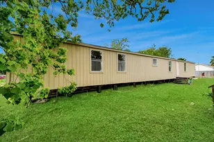 320 4th St, San Leon, TX 77539 - Photo 23