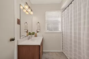 9 Arlington St, Conroe, TX 77301 - Photo 29