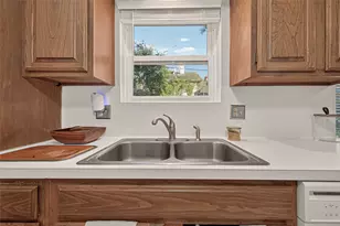9 Arlington St, Conroe, TX 77301 - Photo 13