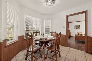 9 Arlington St, Conroe, TX 77301 - Photo 11