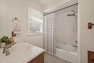 9 Arlington St, Conroe, TX 77301 - Photo 27