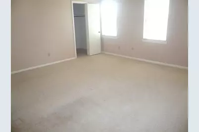 9402 Meaux Drive, Houston, TX 77031 - Photo 11