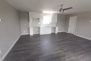 9806 Fillmore St, Houston, TX 77029 - Photo 3