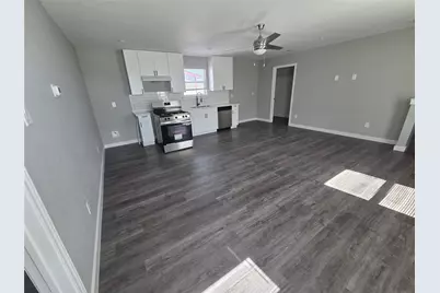 9806 Fillmore Street #C, Houston, TX 77029 - Photo 5
