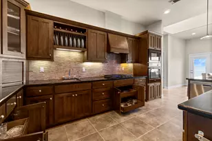 191 Beth Cir, Huntsville, TX 77320 - Photo 7