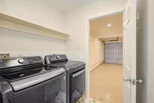 4427 Waterfall Way, Sugar Land, TX 77479 - Photo 35