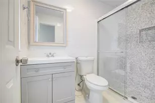 4427 Waterfall Way, Sugar Land, TX 77479 - Photo 29