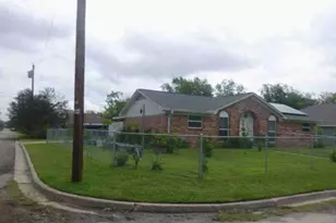 301 S Patricia St, Waco, TX 76705 - Photo 3