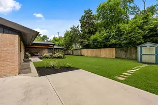 9223 Rangely Dr, Houston, TX 77055 - Photo 37