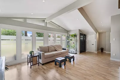 9223 Rangely Drive, Houston, TX 77055 - Photo 7