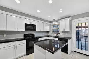 5813 Village Forest Ct, Houston, TX 77092 - Photo 11