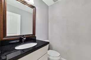 5813 Village Forest Ct, Houston, TX 77092 - Photo 21