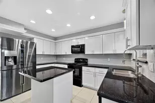 5813 Village Forest Ct, Houston, TX 77092 - Photo 13