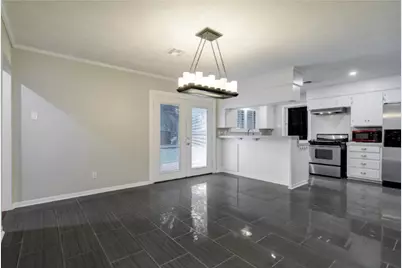 7151 Edgemoor Drive, Houston, TX 77074 - Photo 11