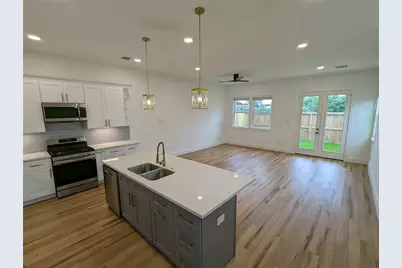 4915 Fisk Street, Houston, TX 77009 - Photo 11
