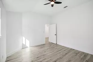 11615 Henley Dr, Houston, TX 77064 - Photo 21