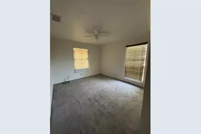 6159 Lyndhurst Drive, Houston, TX 77033 - Photo 11